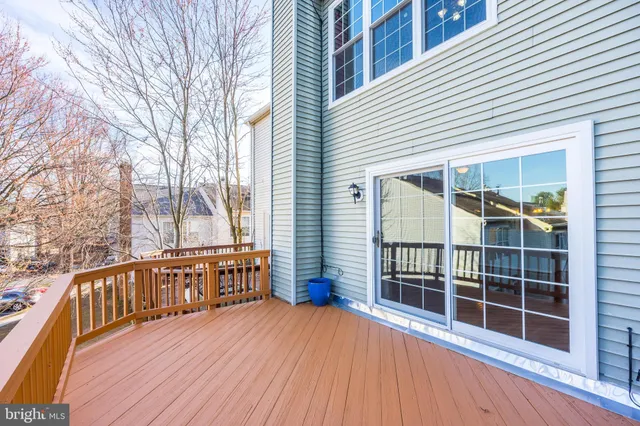 $2,700 | 12111 Wedgeway Place, Fairfax, VA 22033