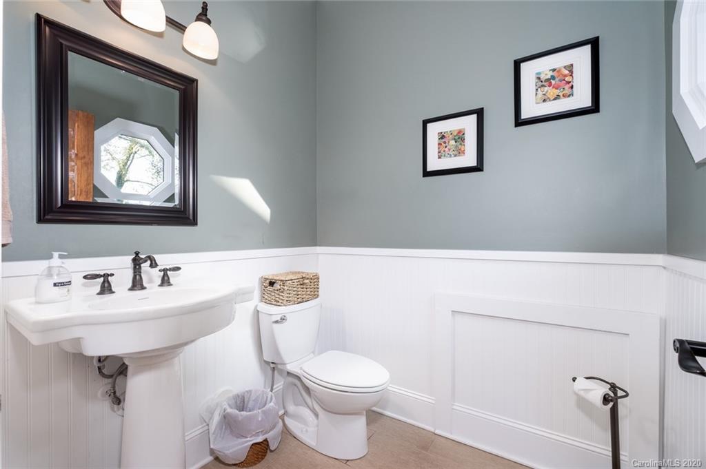 9659 Island Point Road Sherrills Ford, NC 28673 - Photo 9 of 41 Gallery Image 9