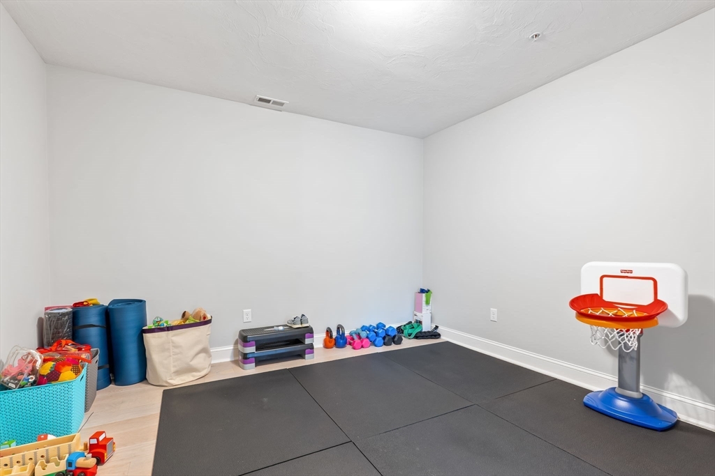 843 Ledgewood Way, Unit 843 Clinton, MA 01510 - Photo 26 of 33