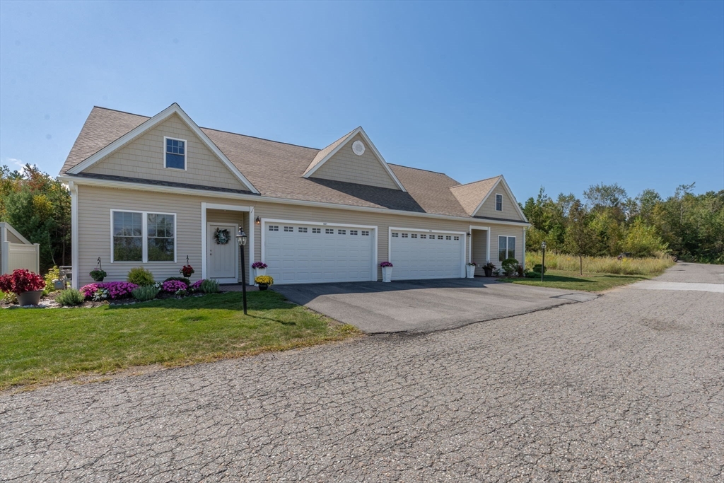 843 Ledgewood Way, Unit 843 Clinton, MA 01510 - Photo 31 of 33