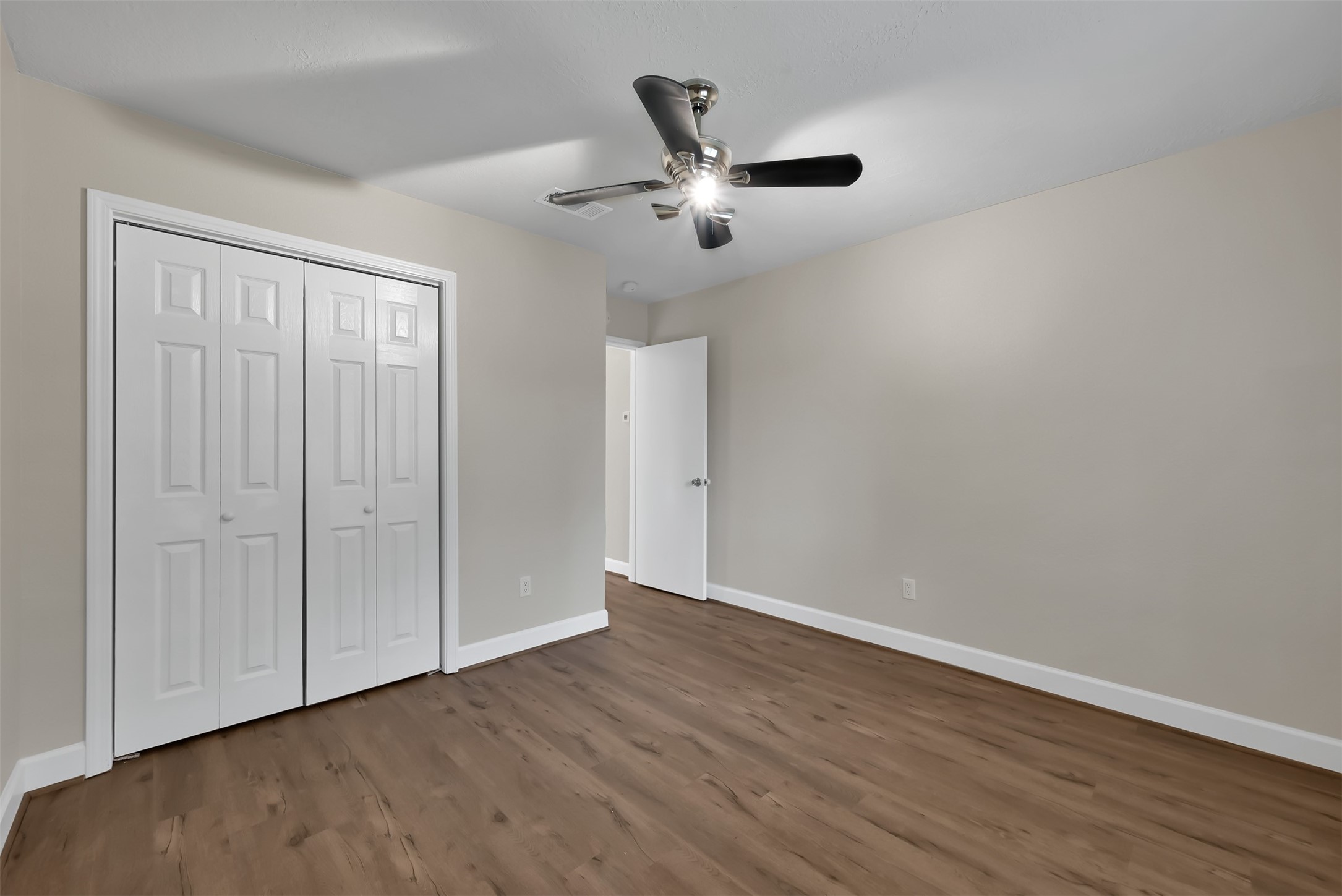 22318 Meadowrock Drive Spring, TX 77389 - Photo 19 of 28 3rd bedroom