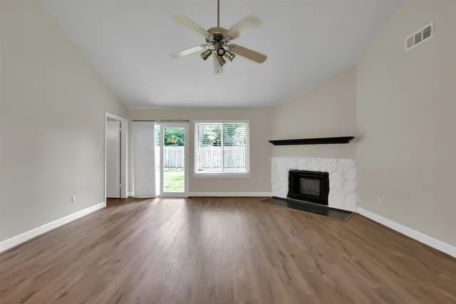 $1,895 | 22318 Meadowrock Drive, Spring, TX 77389