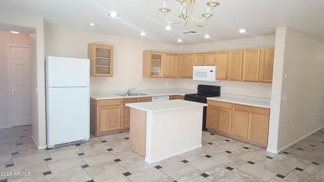 $2,050 | 1373 South Wagon Wheel Court, Chandler, AZ 85286