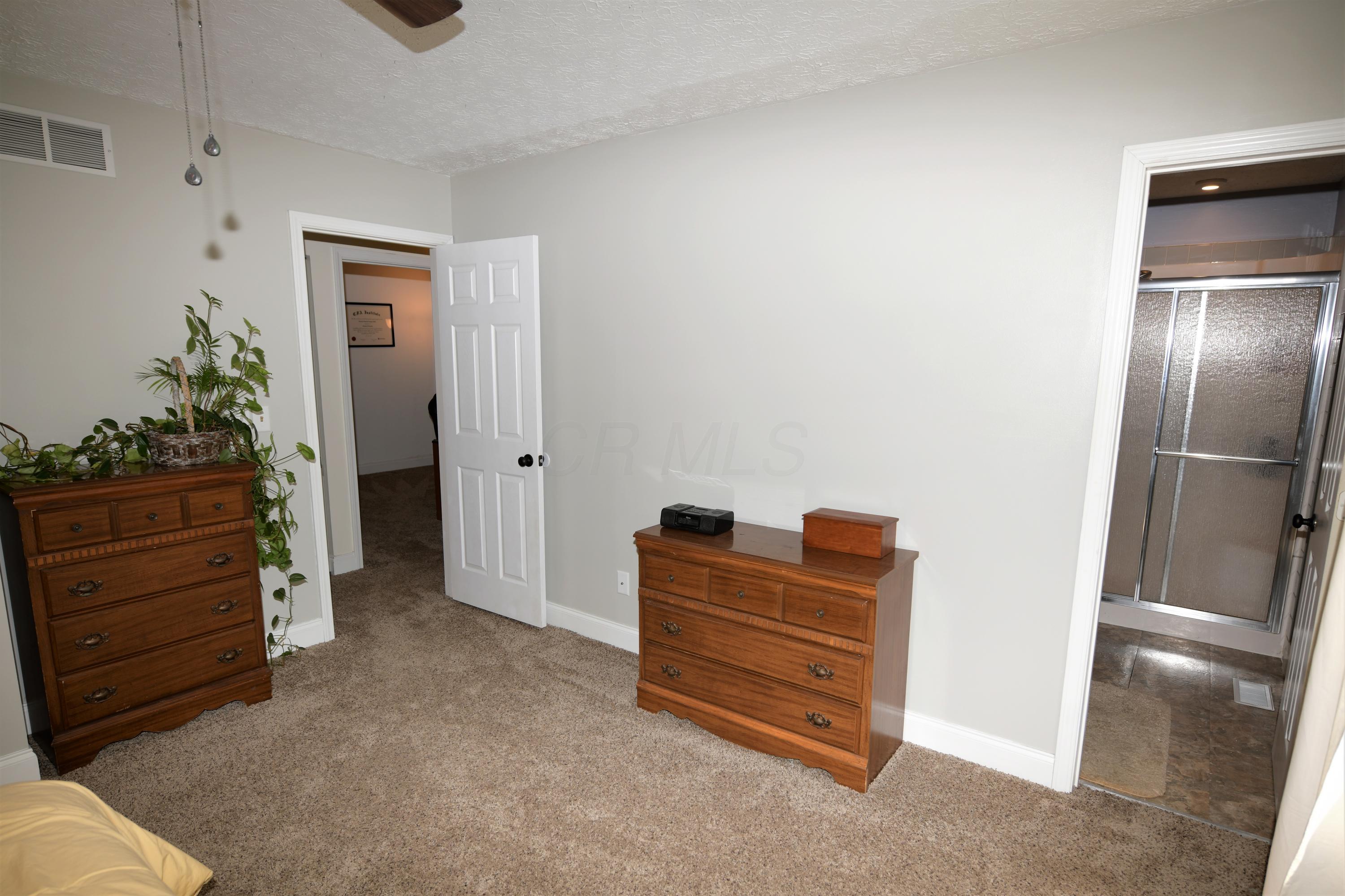 3607 Watt Road Columbus, OH 43230 - Photo 17 of 25 Gallery Image 17