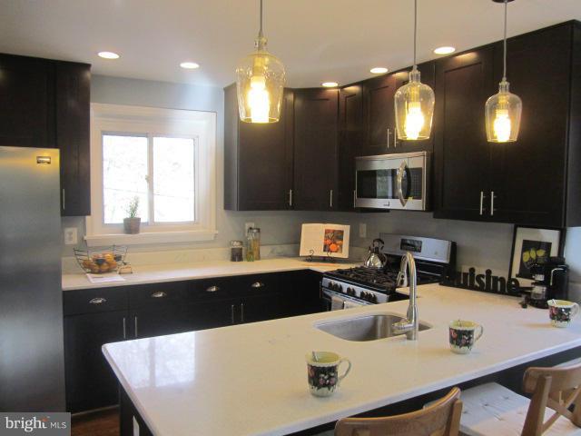 2902 Loma Street Silver Spring, MD 20910 - Photo 3 of 30 Kitchen