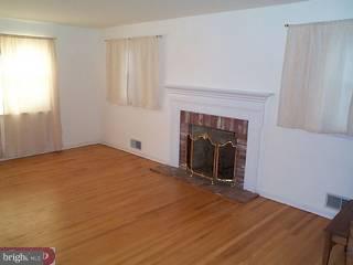 3095 Sterling Road Broomall, PA 19008 - Photo 3 of 4 Gallery Image 3
