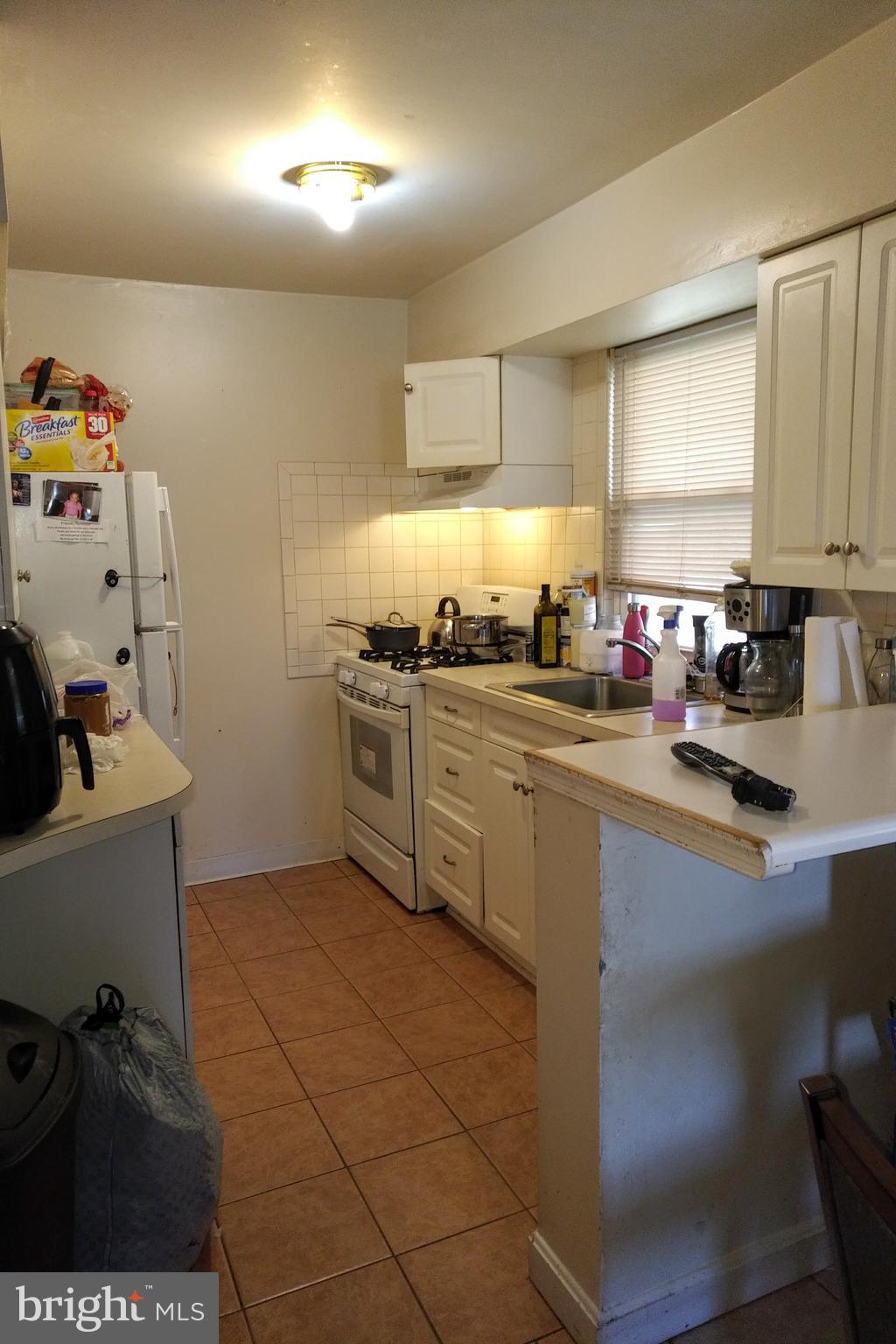 2410 Township Line Road Upper Darby, PA 19083 - Photo 9 of 29 Newer appliances