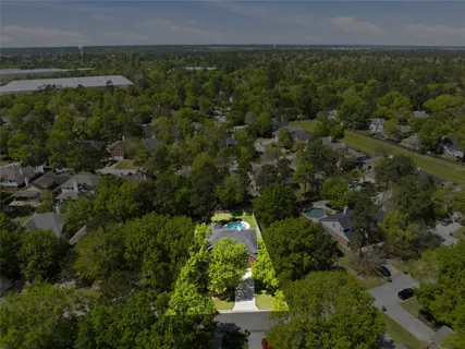 $435,000 | 31 Harmony Hollow Court, The Woodlands, TX 77385