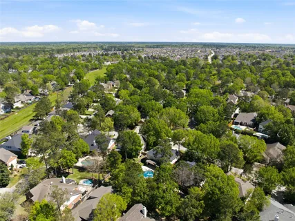 $435,000 | 31 Harmony Hollow Court, The Woodlands, TX 77385