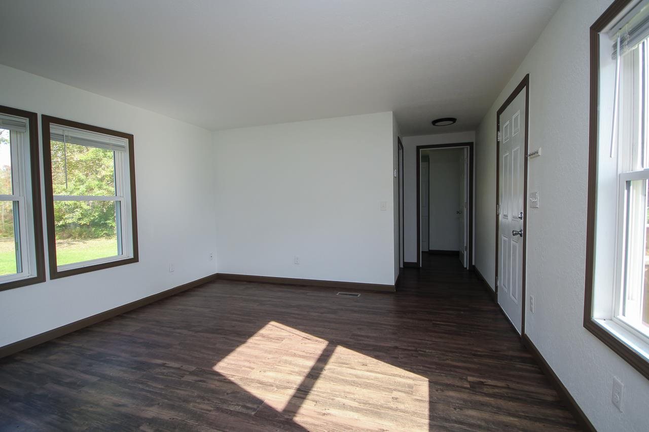 8781 East Baseline Road Mount Pleasant, MI 48858 - Photo 6 of 24 1902159-5.JPG