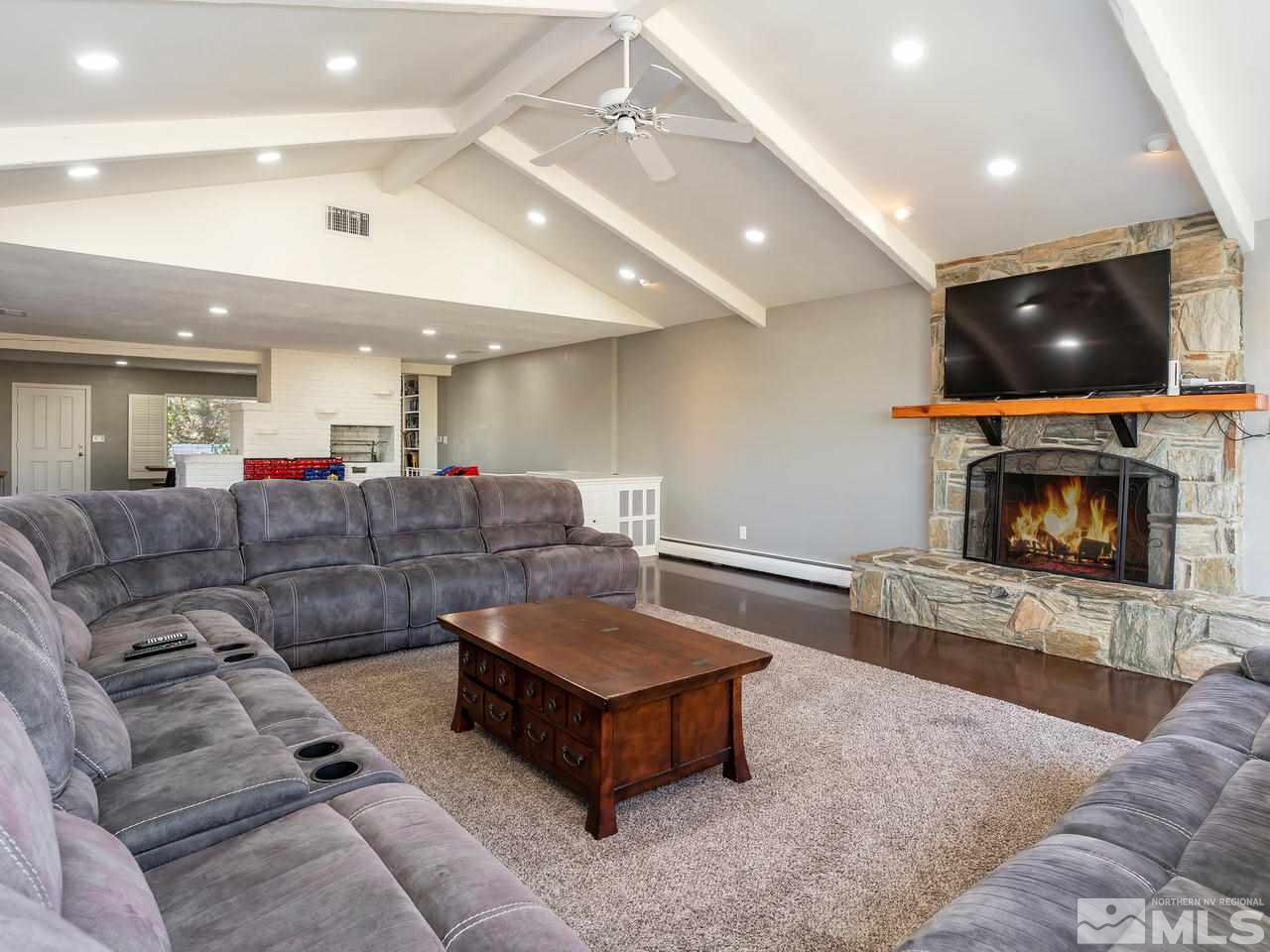 3355 West Plumb Lane Reno, NV 89509 - Photo 11 of 25 Photo 11