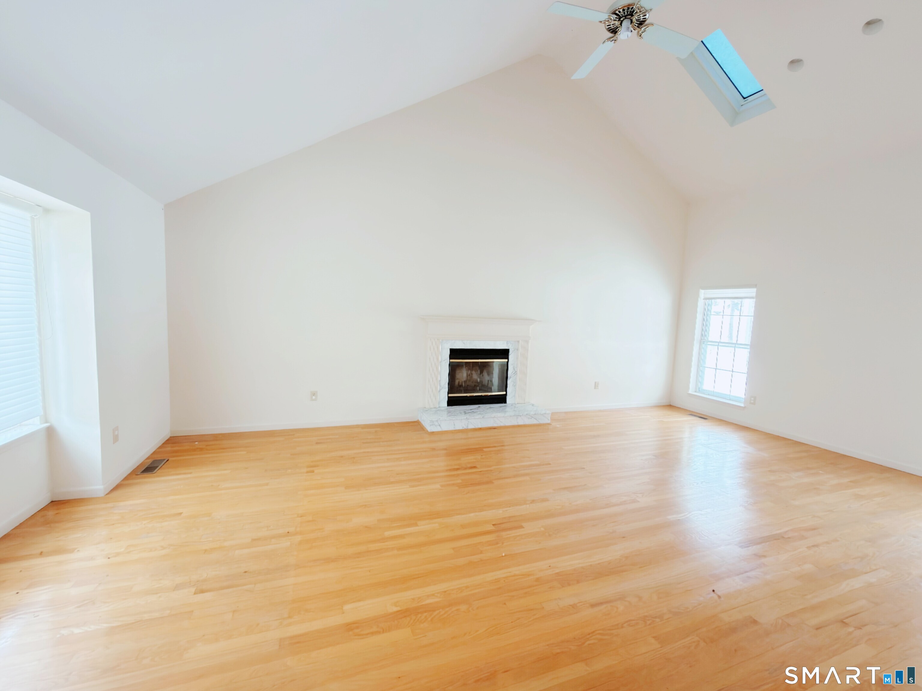 5 Kensington Road, Unit 5 Monroe, CT 06468 - Photo 4 of 16