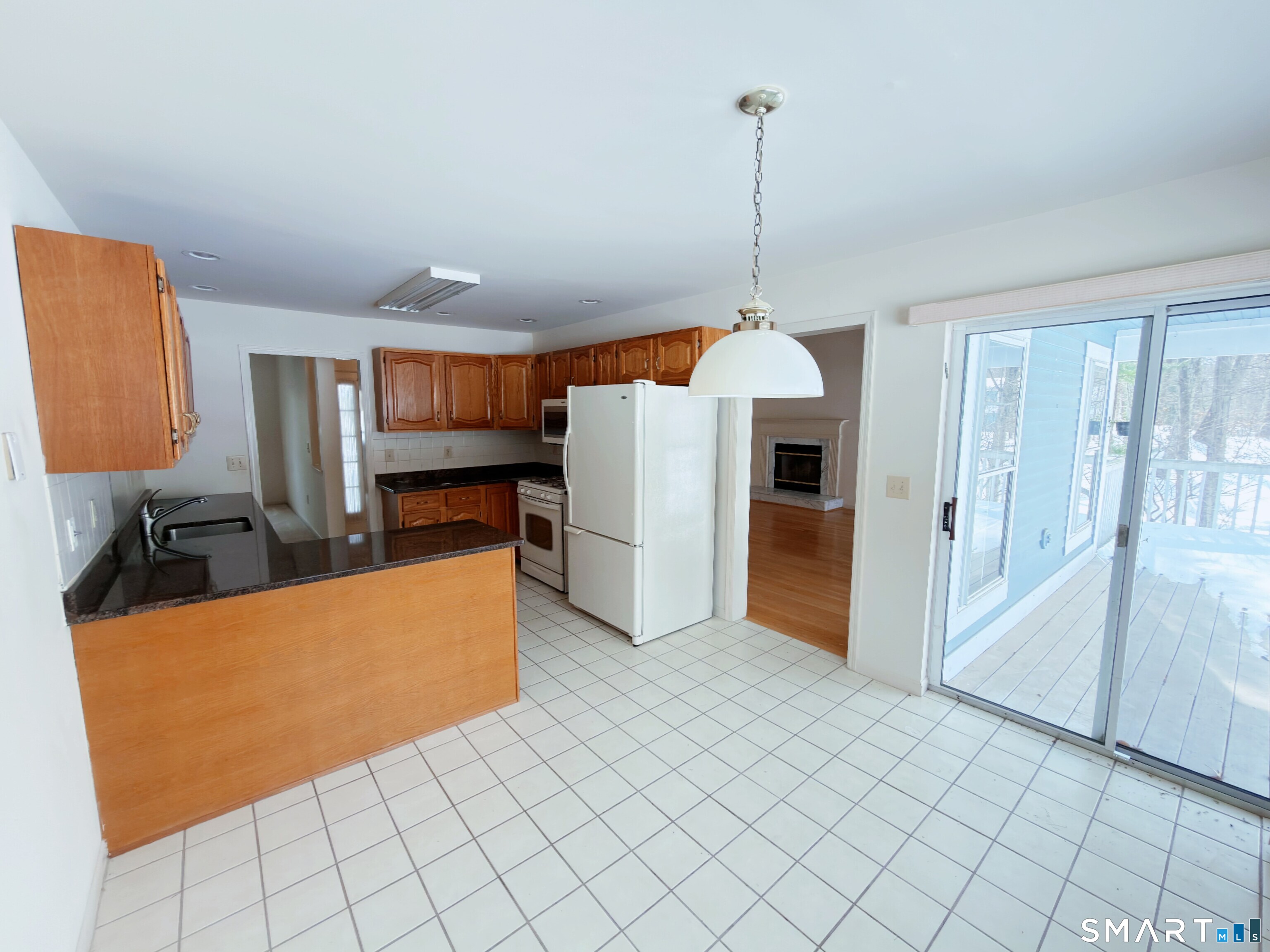 5 Kensington Road, Unit 5 Monroe, CT 06468 - Photo 5 of 16