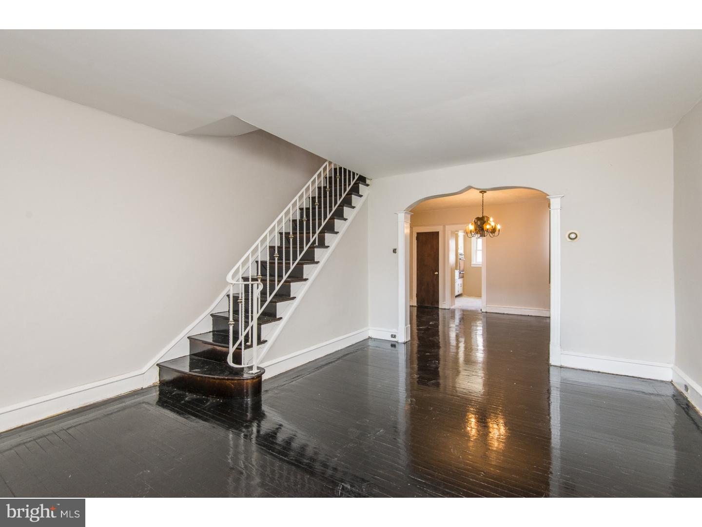 1043 Flanders Road Philadelphia, PA 19151 - Photo 5 of 18 Gallery Image 5