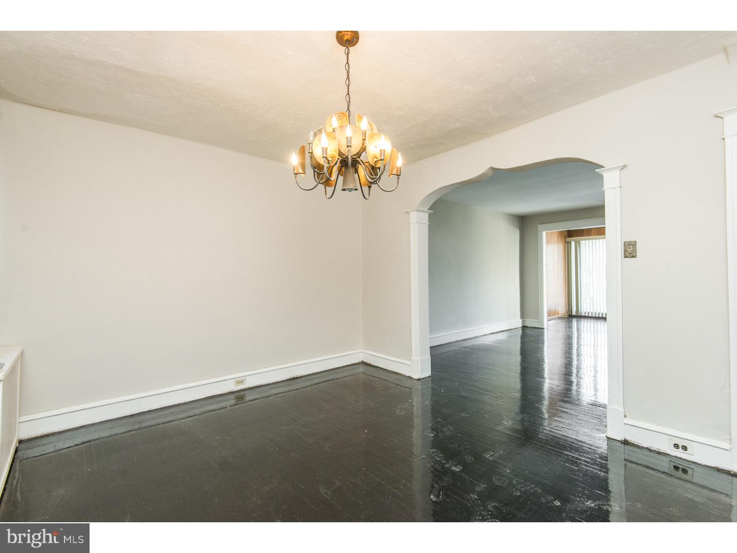 1043 Flanders Road Philadelphia, PA 19151 - Photo 7 of 18 Gallery Image 7