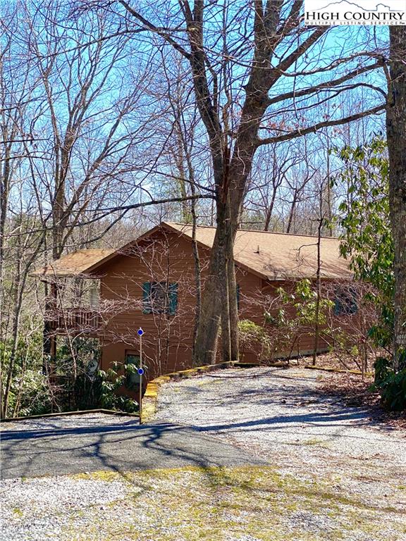 125 Goldfinch Road Newland, NC 28657 - Photo 2 of 39 Gallery Image 2