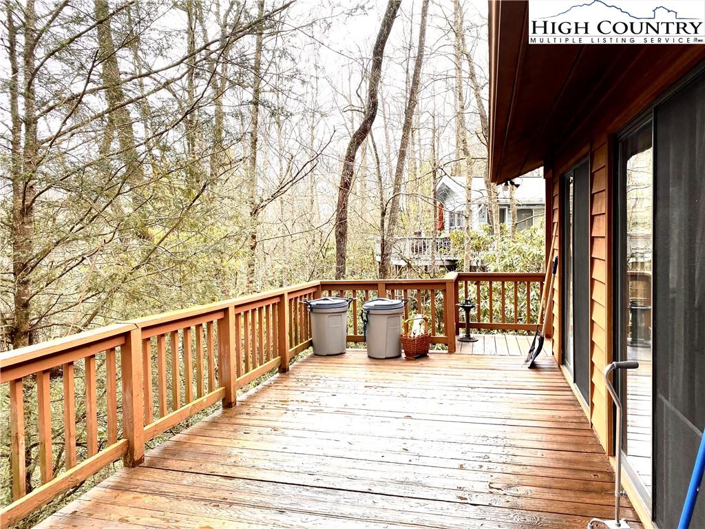 125 Goldfinch Road Newland, NC 28657 - Photo 7 of 39 Gallery Image 7