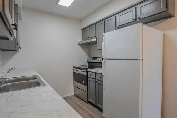 $1,695 | 527 Crowley Road, Arlington, TX 76012