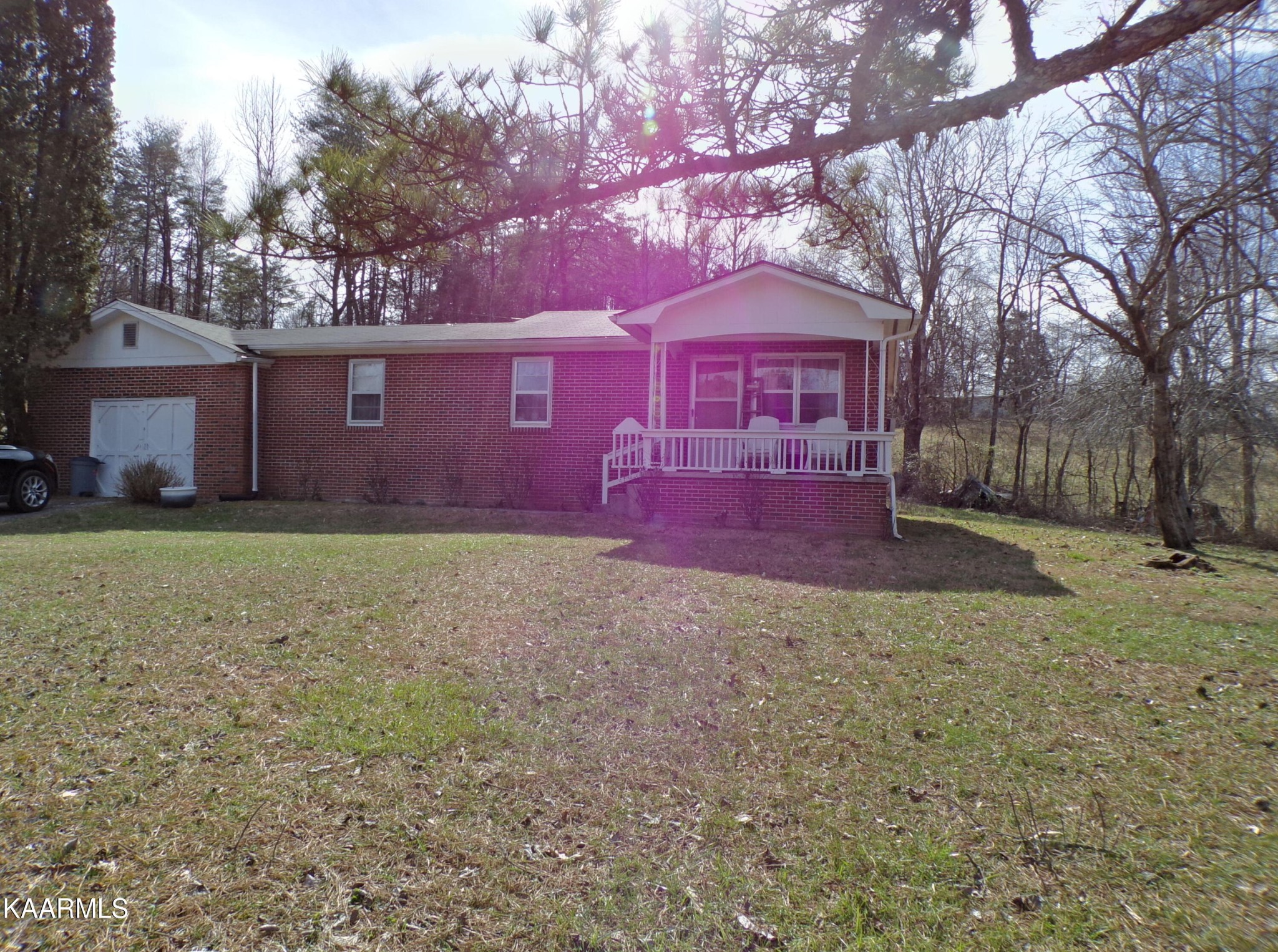282 Davis Road La Follette, TN 37766 - Photo 4 of 21 Gallery Image 4