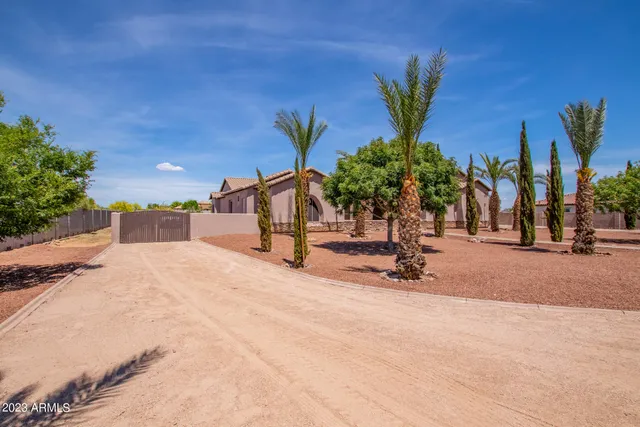 $7,500 | 18654 West Solano Drive, Litchfield Park, AZ 85340