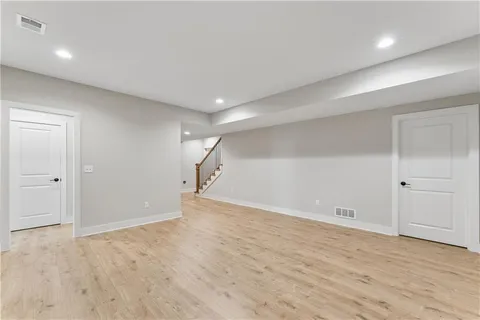 $569,900 | 17120 West 168th Place, Olathe, KS 66062