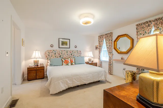 $799,900 | 1 Appaloosa Run, Concord, NH 03301