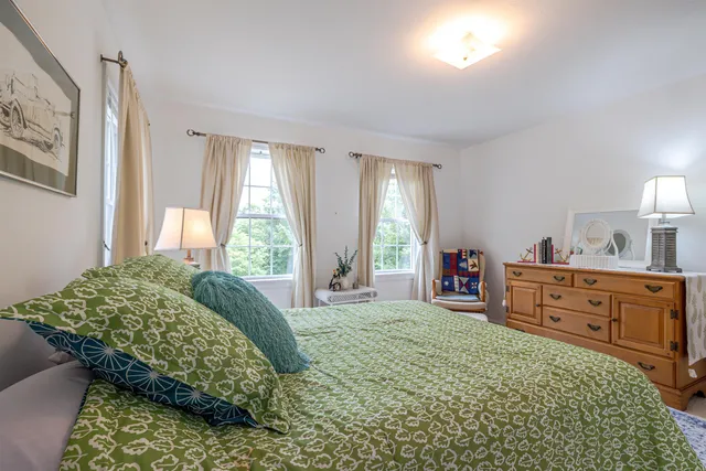 $799,900 | 1 Appaloosa Run, Concord, NH 03301