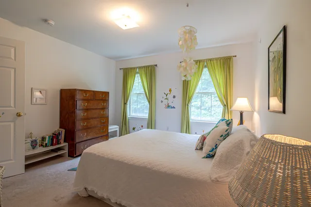 $799,900 | 1 Appaloosa Run, Concord, NH 03301