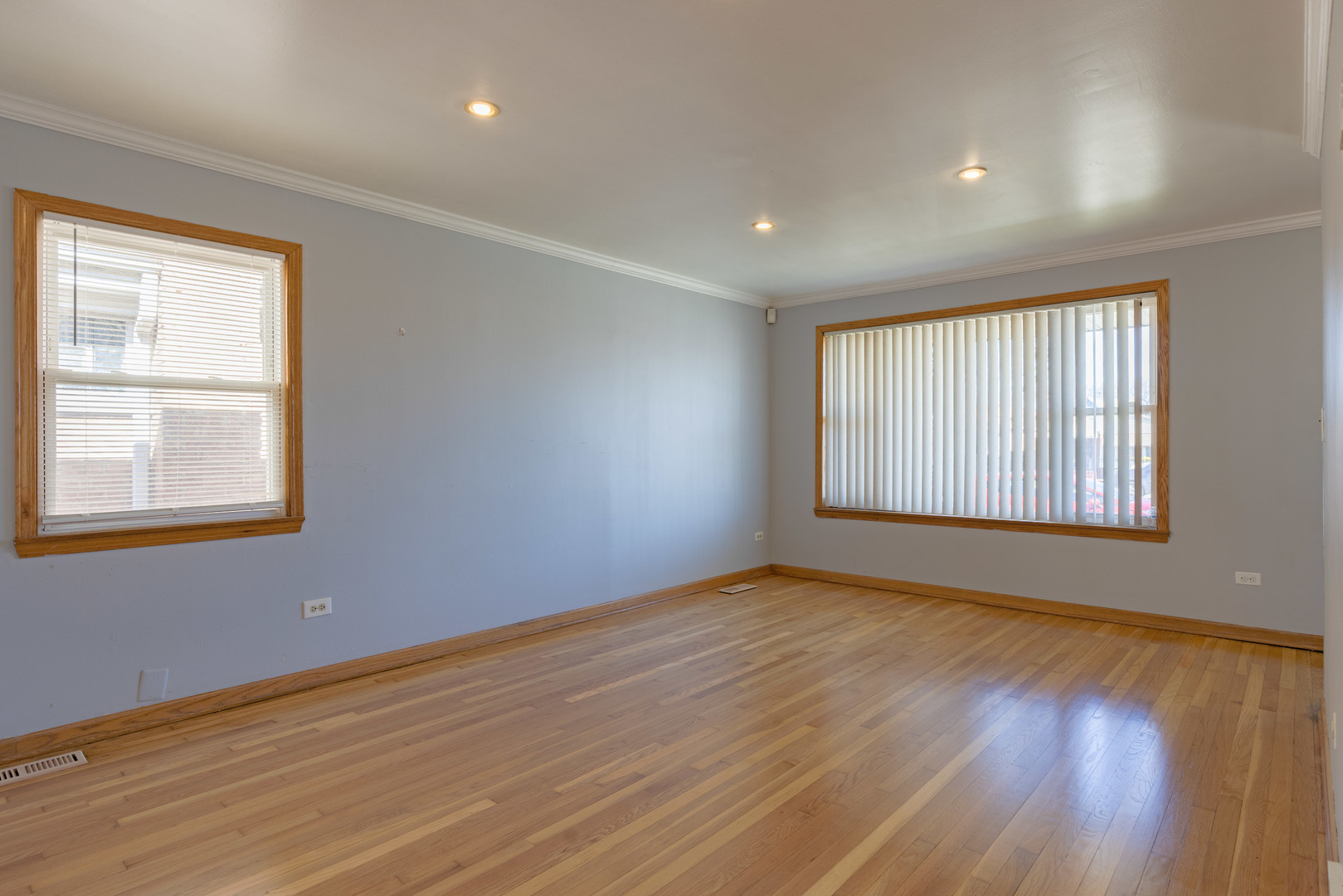 8906 South Halsted Street Chicago, IL 60620 - Photo 3 of 15