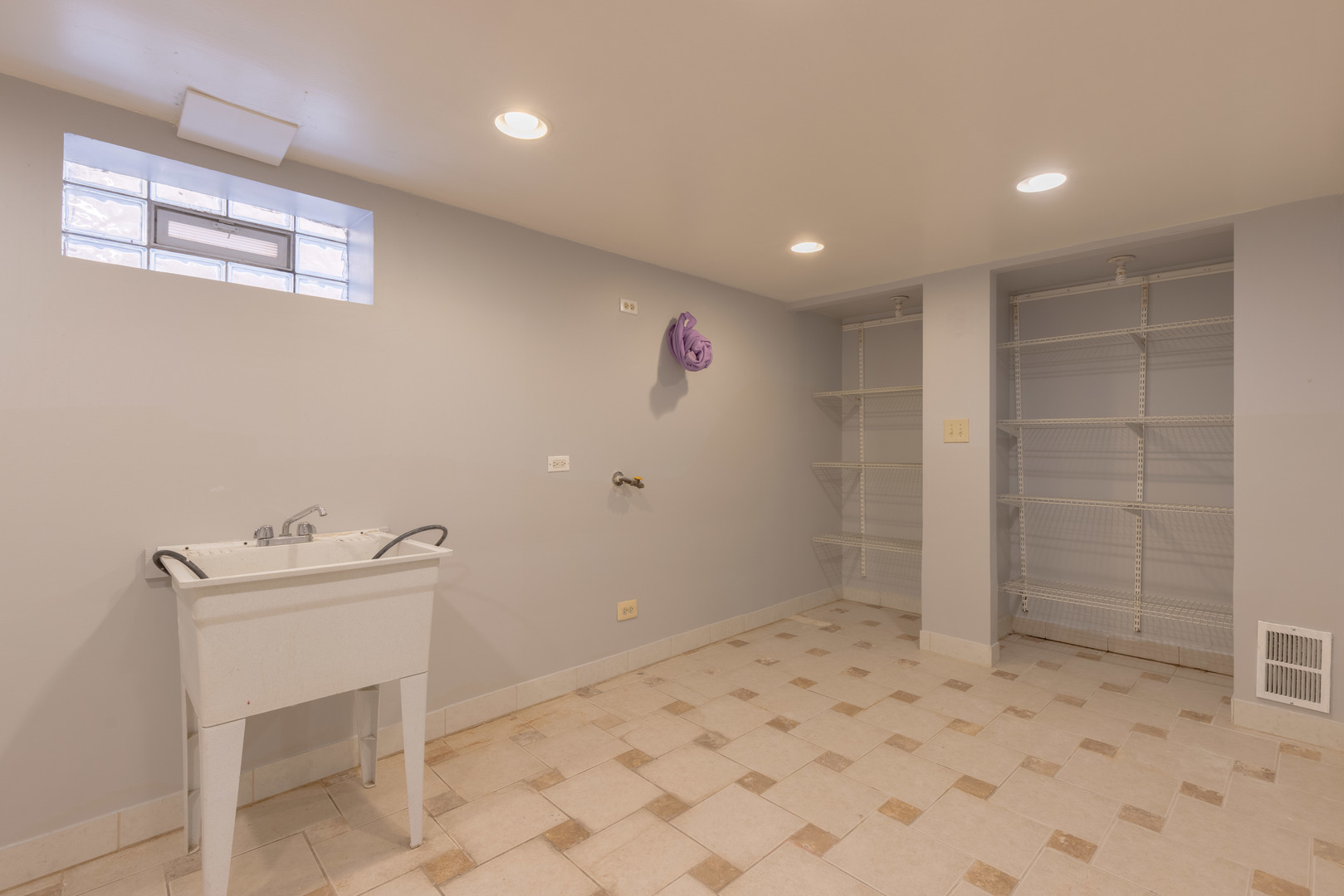 8906 South Halsted Street Chicago, IL 60620 - Photo 10 of 15
