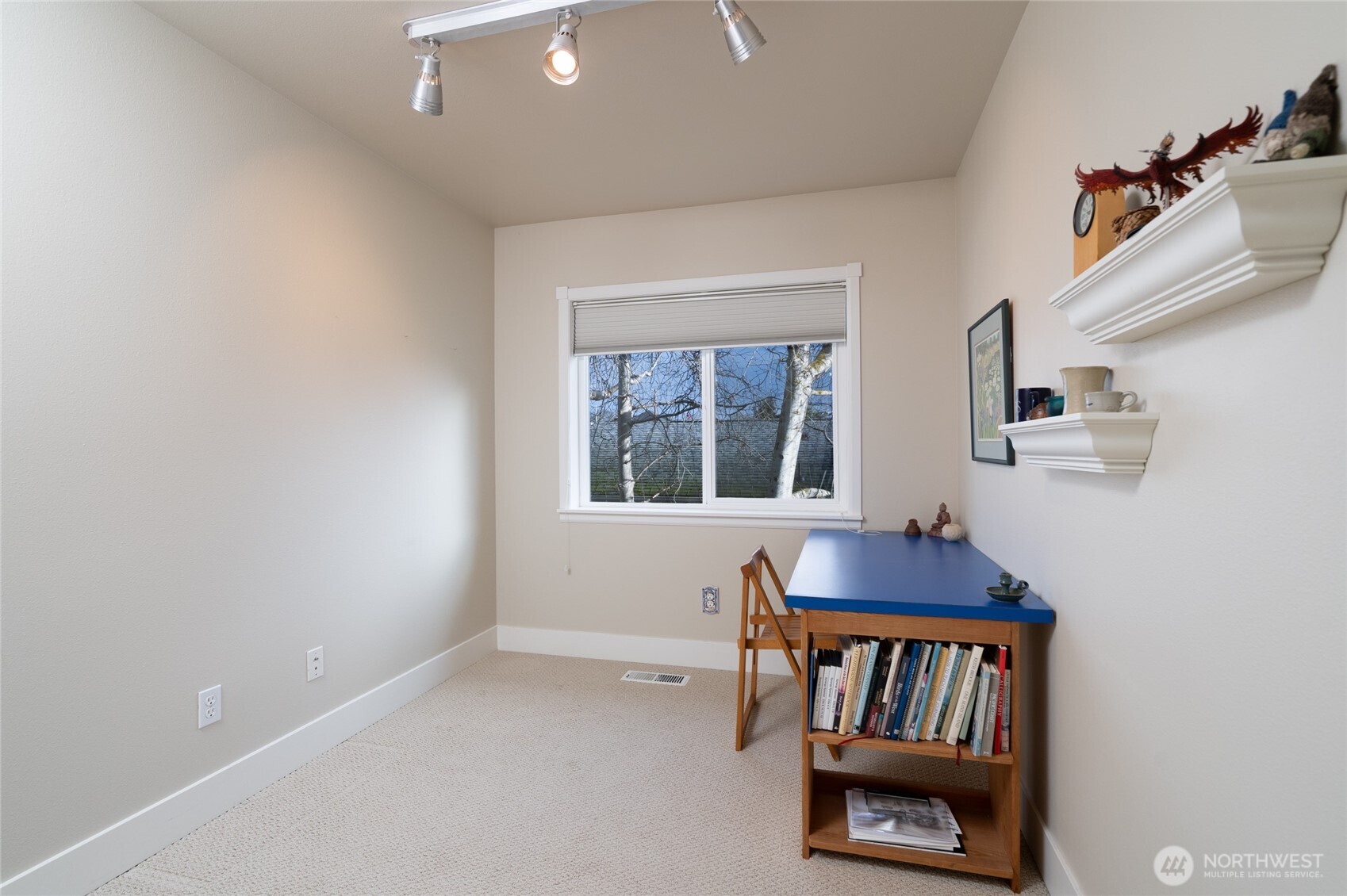 1418 6th Street Anacortes, WA 98221 - Photo 22 of 37