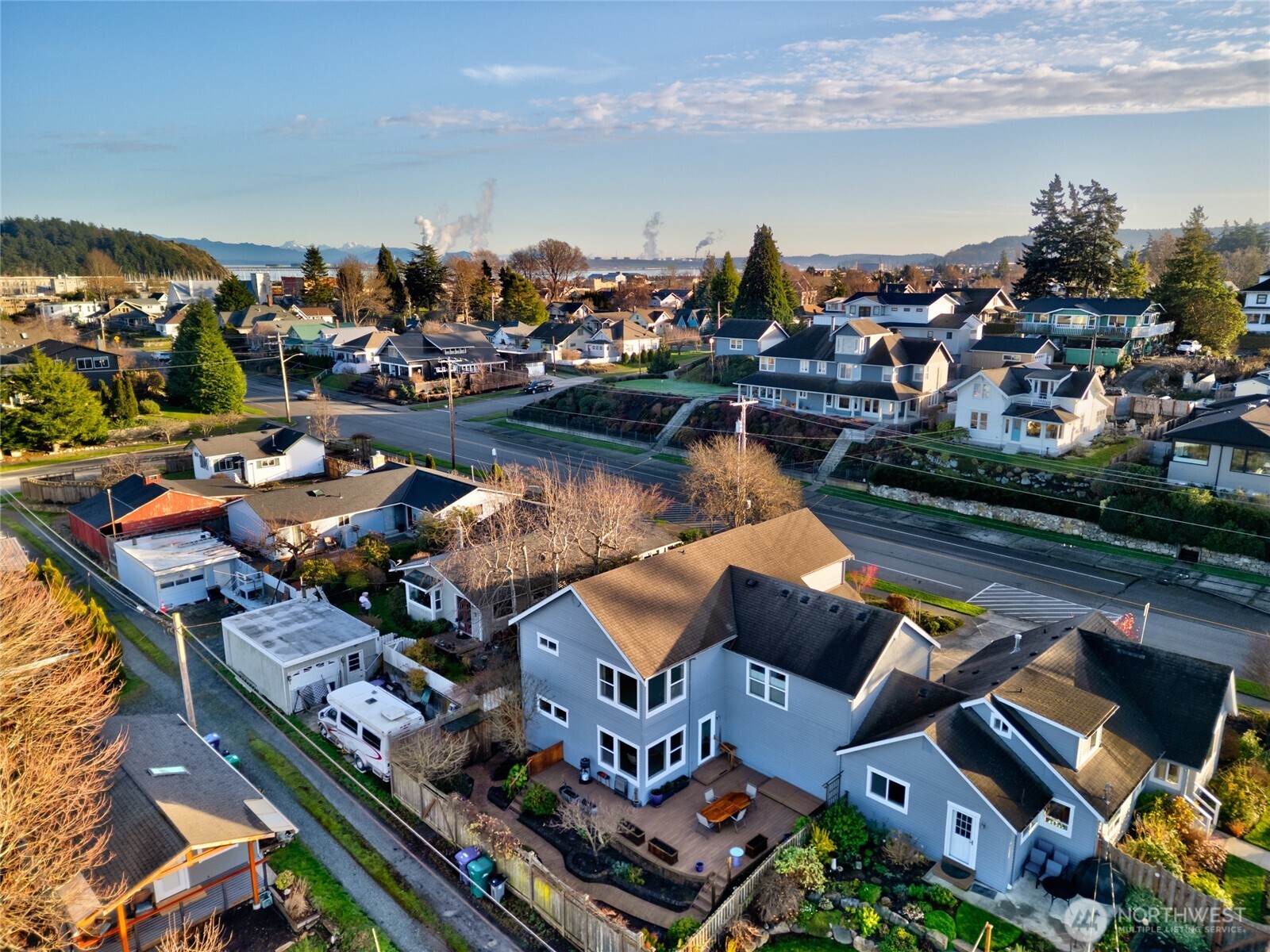 1418 6th Street Anacortes, WA 98221 - Photo 29 of 37