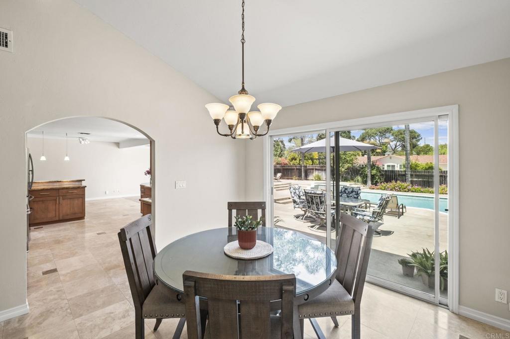 1973 Felicita Road Escondido, CA 92025 - Photo 15 of 60