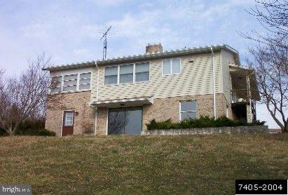 960 Grand Valley Road Hanover, PA 17331 - Photo 1 of 9