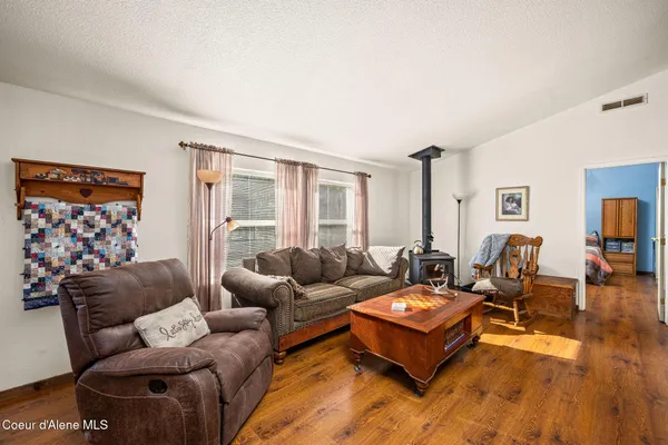 $774,900 | 8507 East Son Shine Way, Athol, ID 83801