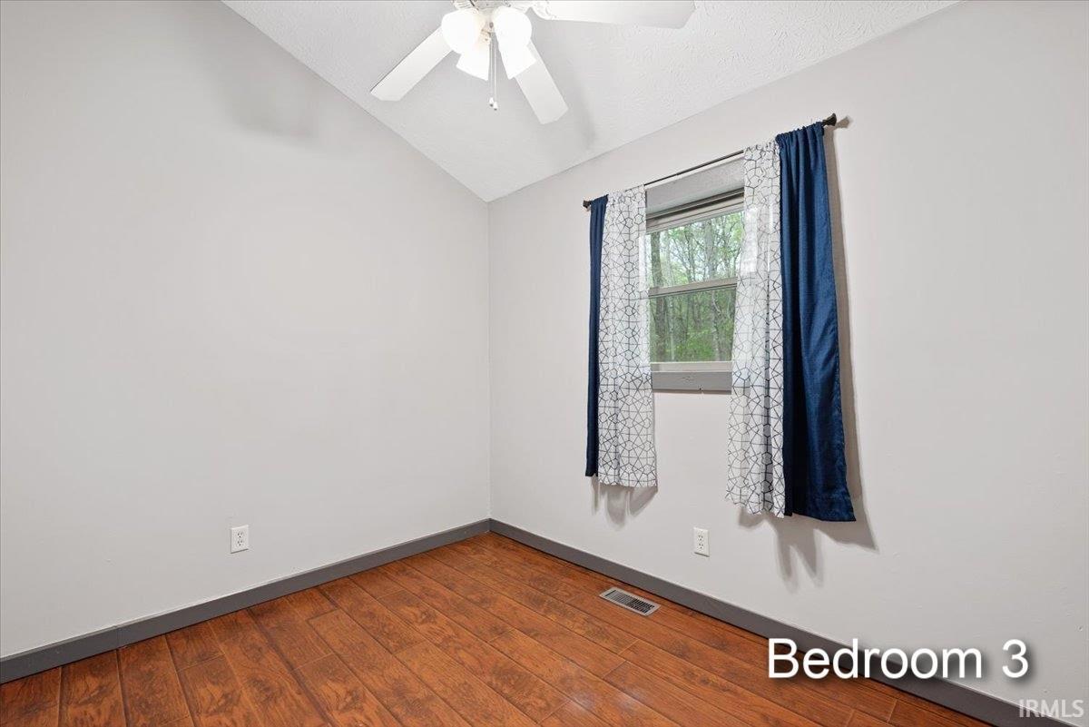 7466 Braysville Road Spencer, IN 47460 - Photo 11 of 28
