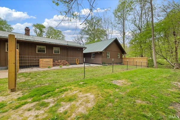 $299,900 | 7466 Braysville Road, Spencer, IN 47460