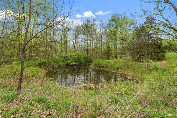 $299,900 | 7466 Braysville Road, Spencer, IN 47460
