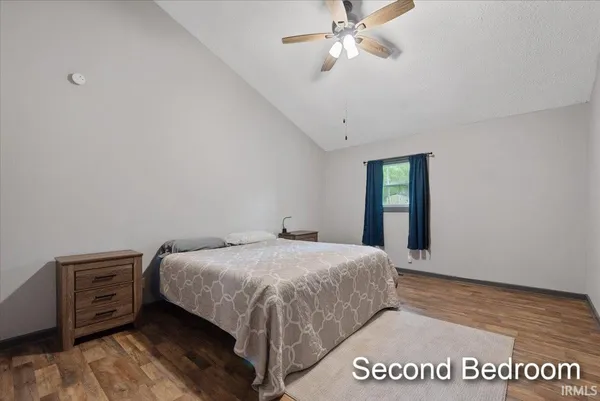 $299,900 | 7466 Braysville Road, Spencer, IN 47460