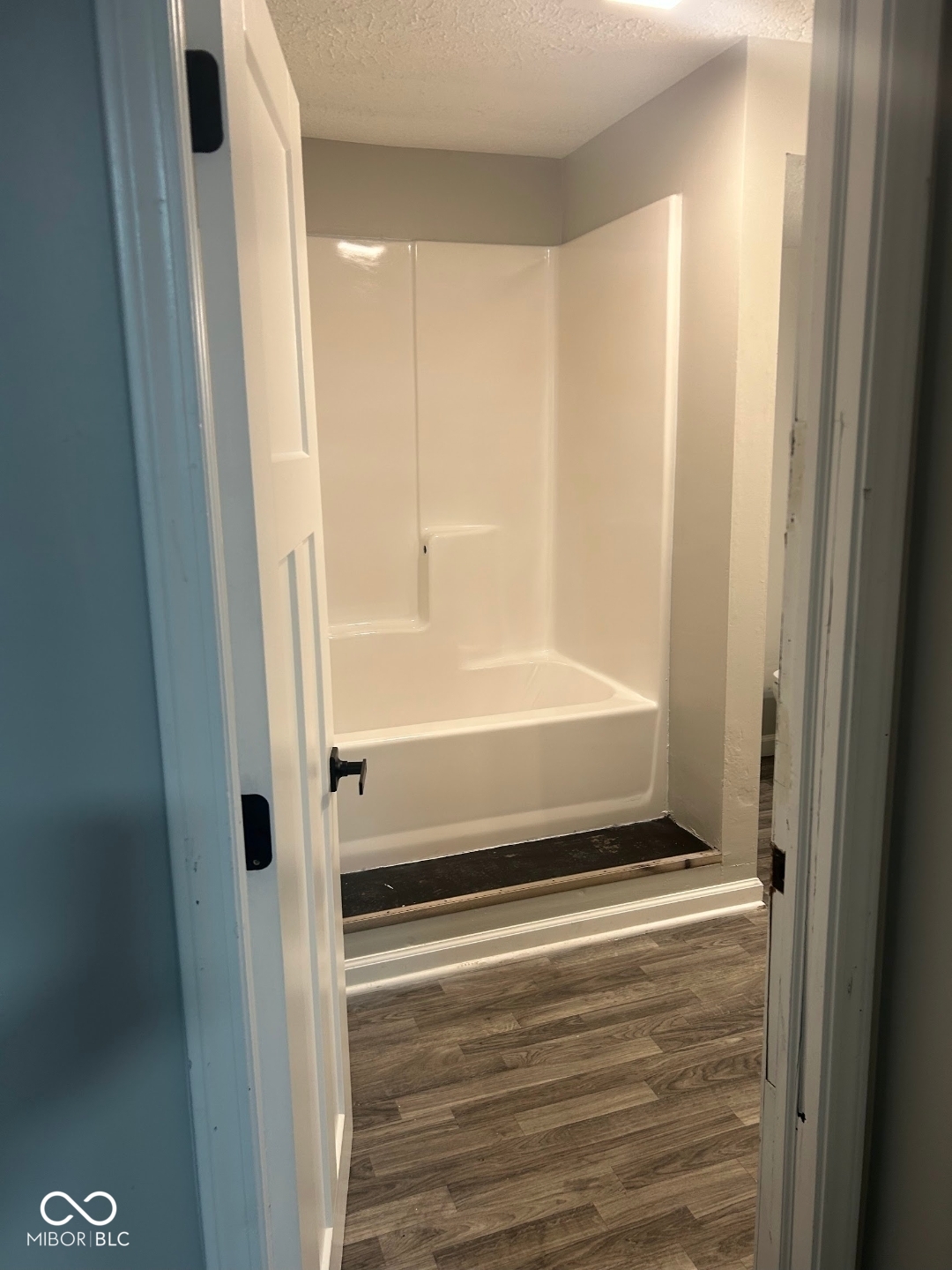 8605 Spring Valley Lane Indianapolis, IN 46231 - Photo 7 of 20