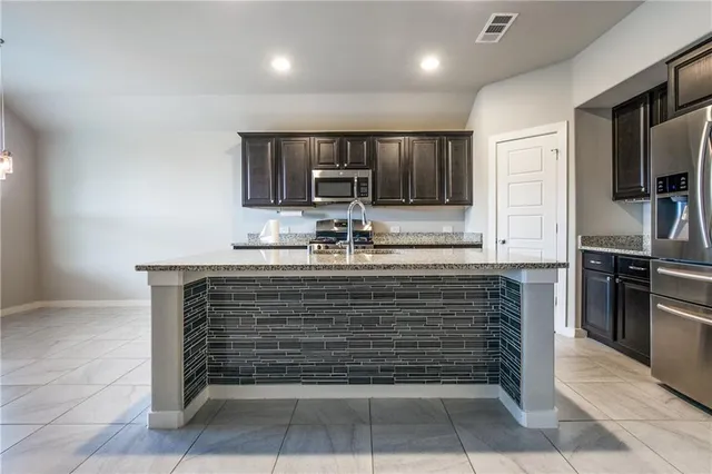 $2,300 | 1716 Lone Lynx Way, Wylie, TX 75098