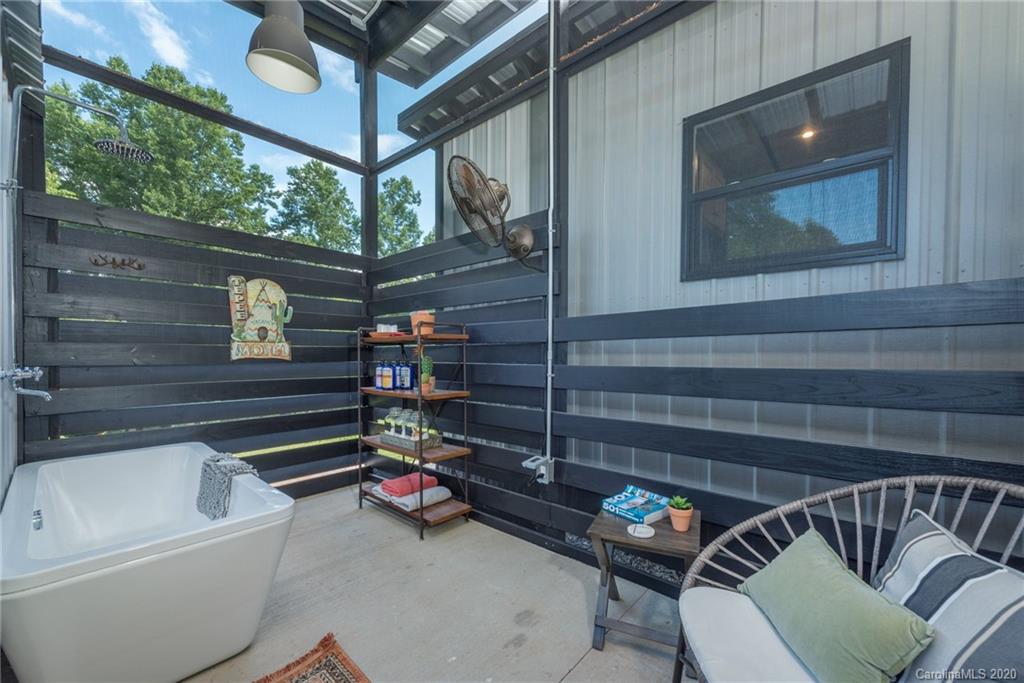 787 Ridge Road Marion, NC 28752 - Photo 12 of 47 a living room with furniture and a window