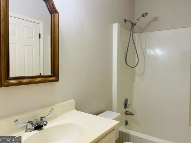 $950 | 207 Harwell Avenue, Unit A4, LaGrange, GA 30240