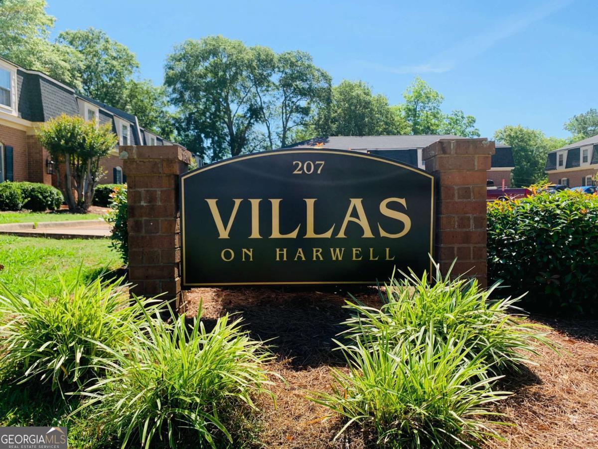 207 Harwell Avenue, Unit A4 LaGrange, GA 30240 - Photo 2 of 24