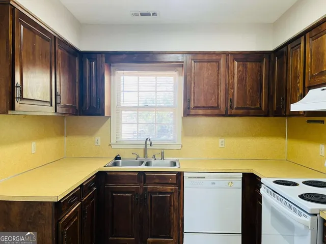 $950 | 207 Harwell Avenue, Unit A4, LaGrange, GA 30240