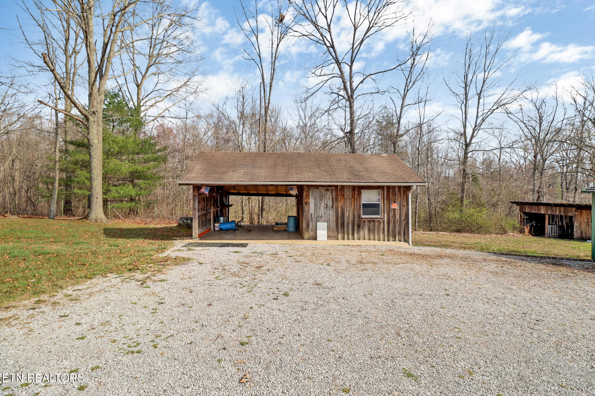 2546 Peavine Road Crossville, TN 38571 - Photo 7 of 20