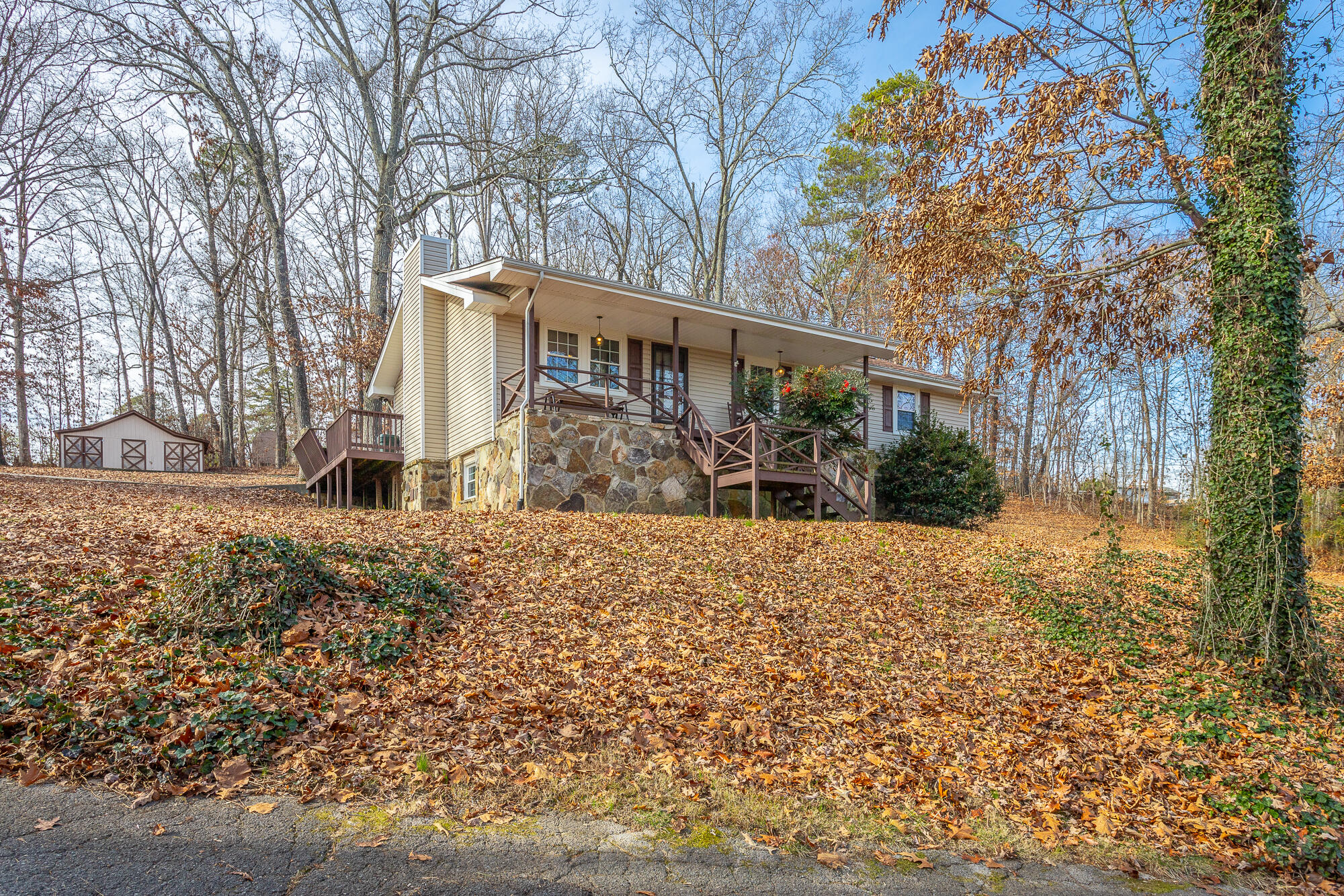 8983 Hale Road Hixson, TN 37343 - Photo 6 of 40 8983 Hale Road HD-13