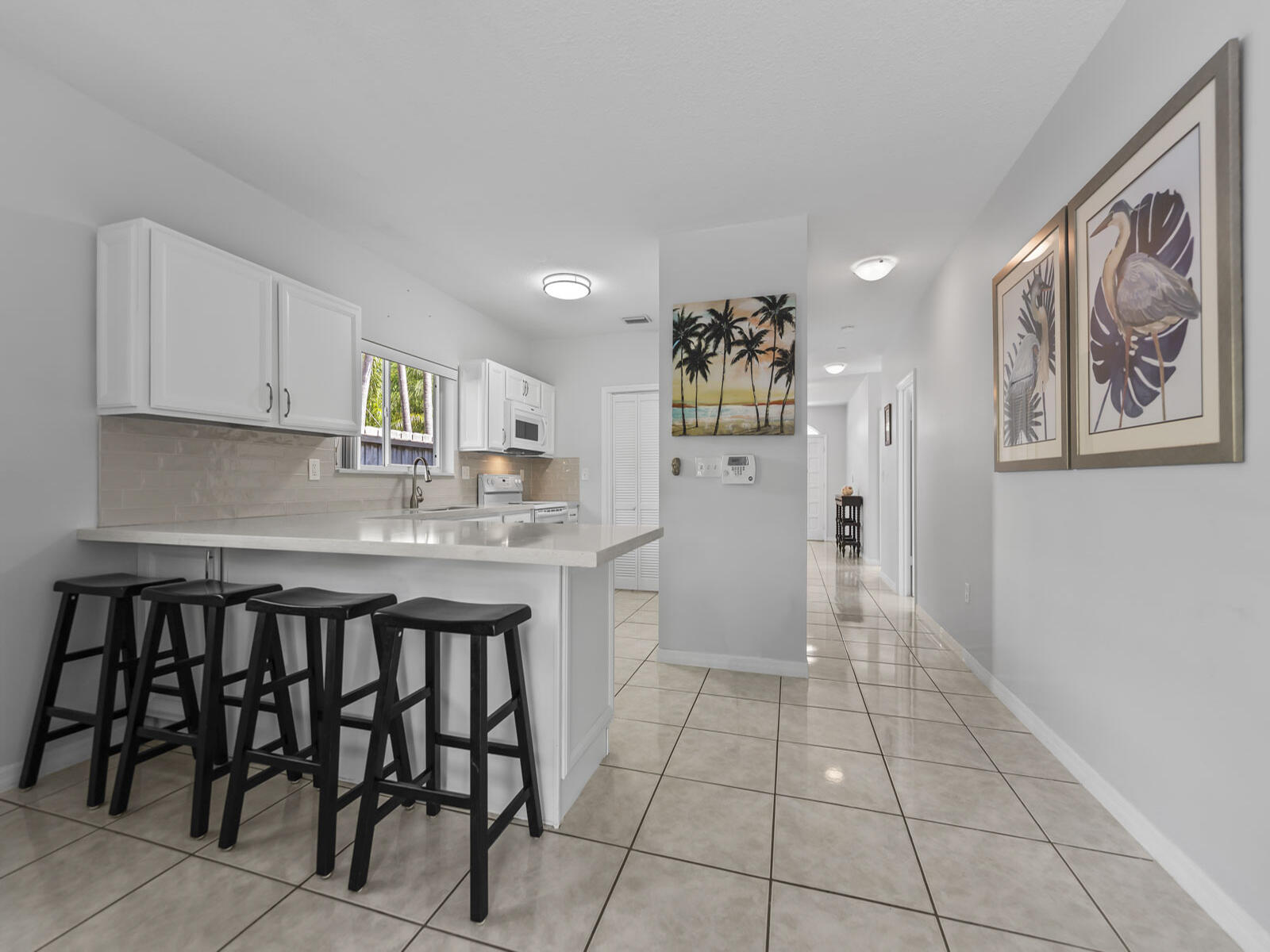 6 Southeast Marlin Avenue Key Largo, FL 33037 - Photo 12 of 47 Interior