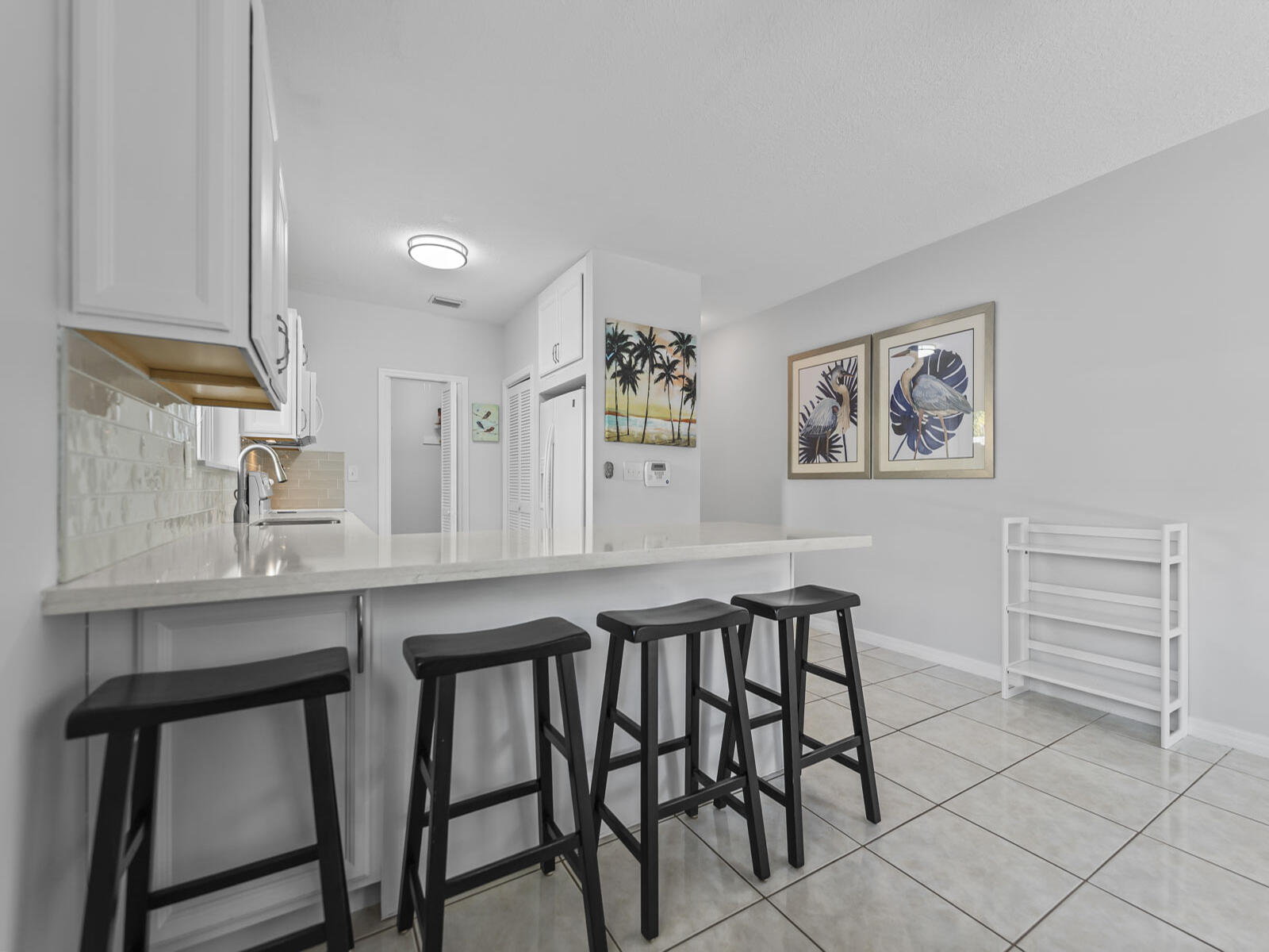 6 Southeast Marlin Avenue Key Largo, FL 33037 - Photo 13 of 47 Interior