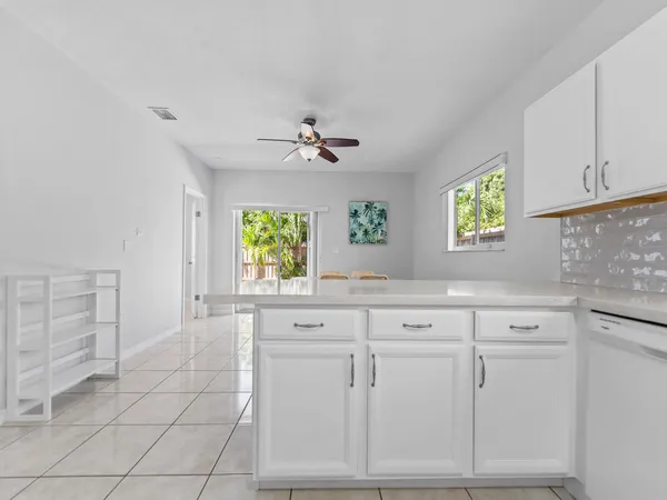 $3,500 | 6 Southeast Marlin Avenue, Key Largo, FL 33037